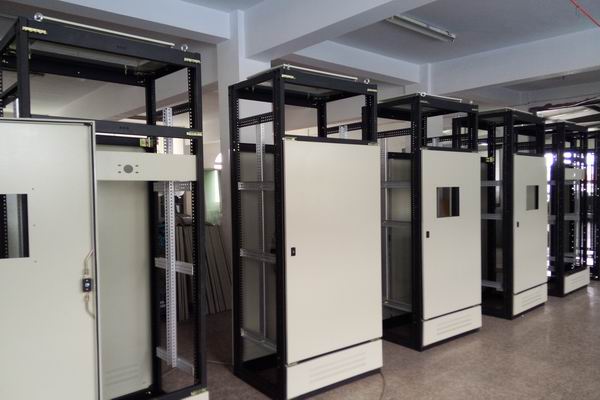 濂溪控制箱-3683谈谈控制箱的维护和保养事